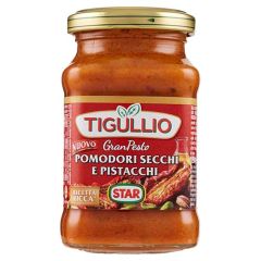 Dried tomatoes and Pistachio Pesto